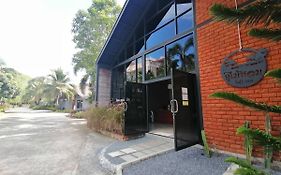 Phumaihom Resort